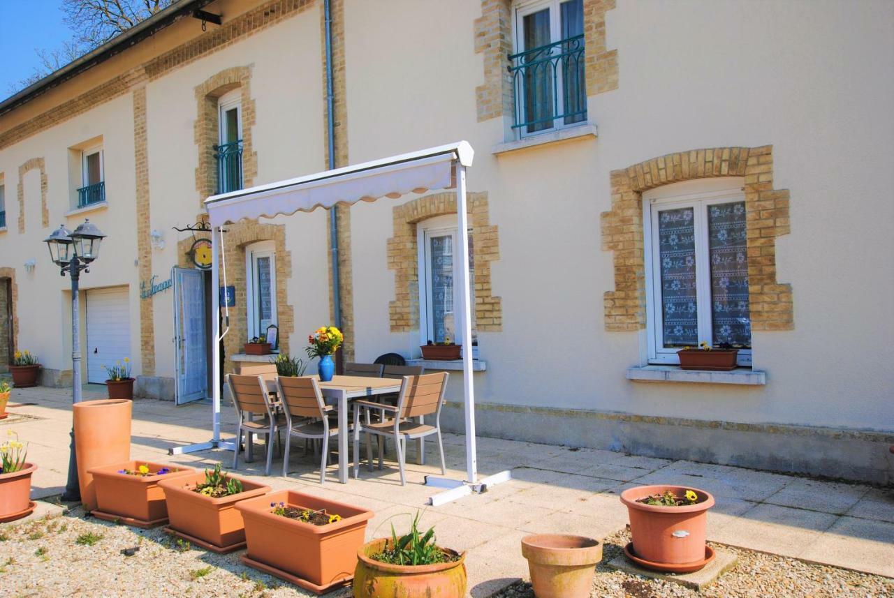 La Janenquelle Bed & Breakfast Sarry  Bagian luar foto