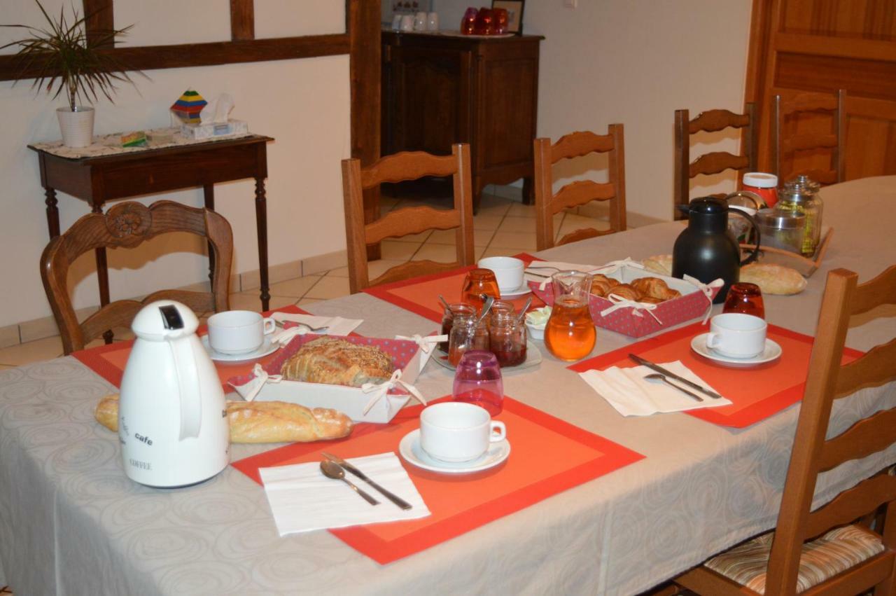 La Janenquelle Bed & Breakfast Sarry  Bagian luar foto